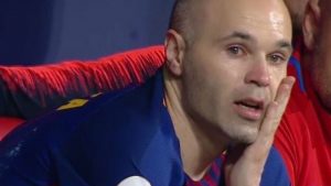 Lee más sobre el artículo Andrés Iniesta dice adiós al Barça entre lágrimas