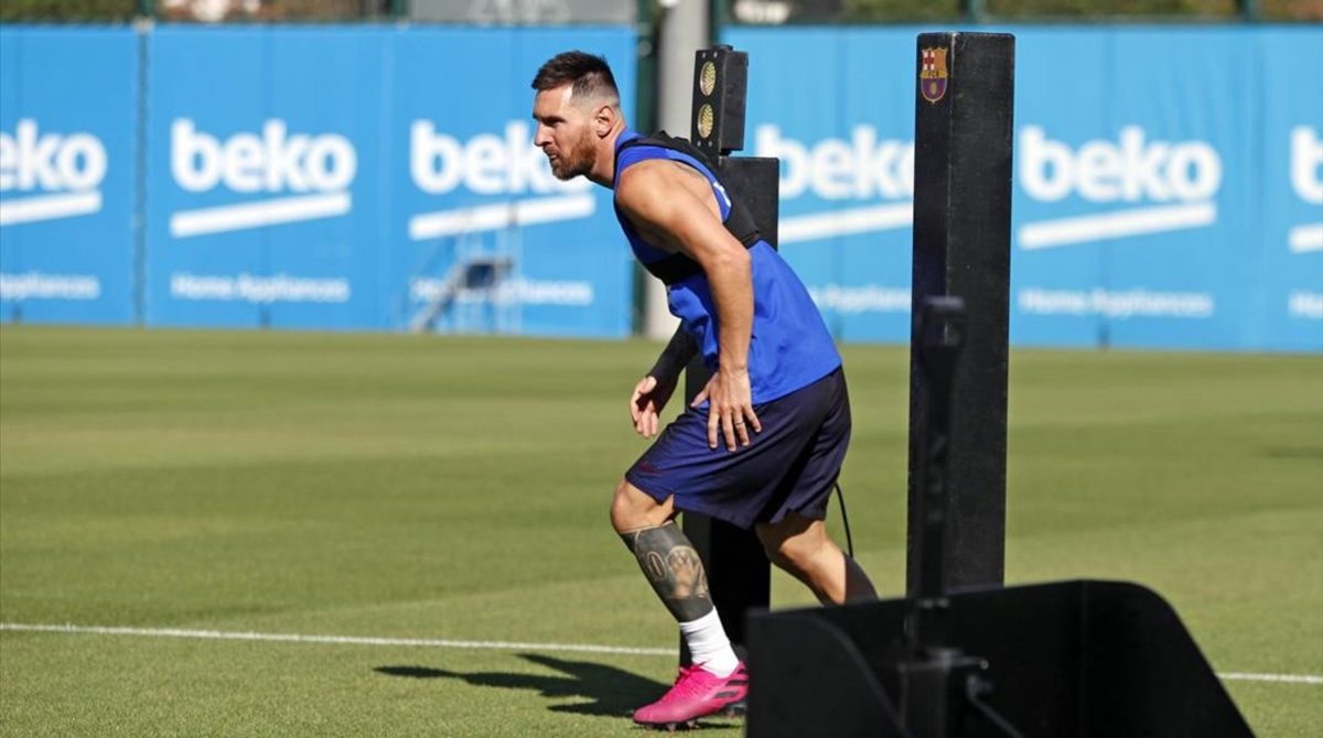En este momento estás viendo La vuelta de Messi le urge al Barça