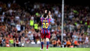 Lee más sobre el artículo El día que Messi enamoró al Camp Nou
