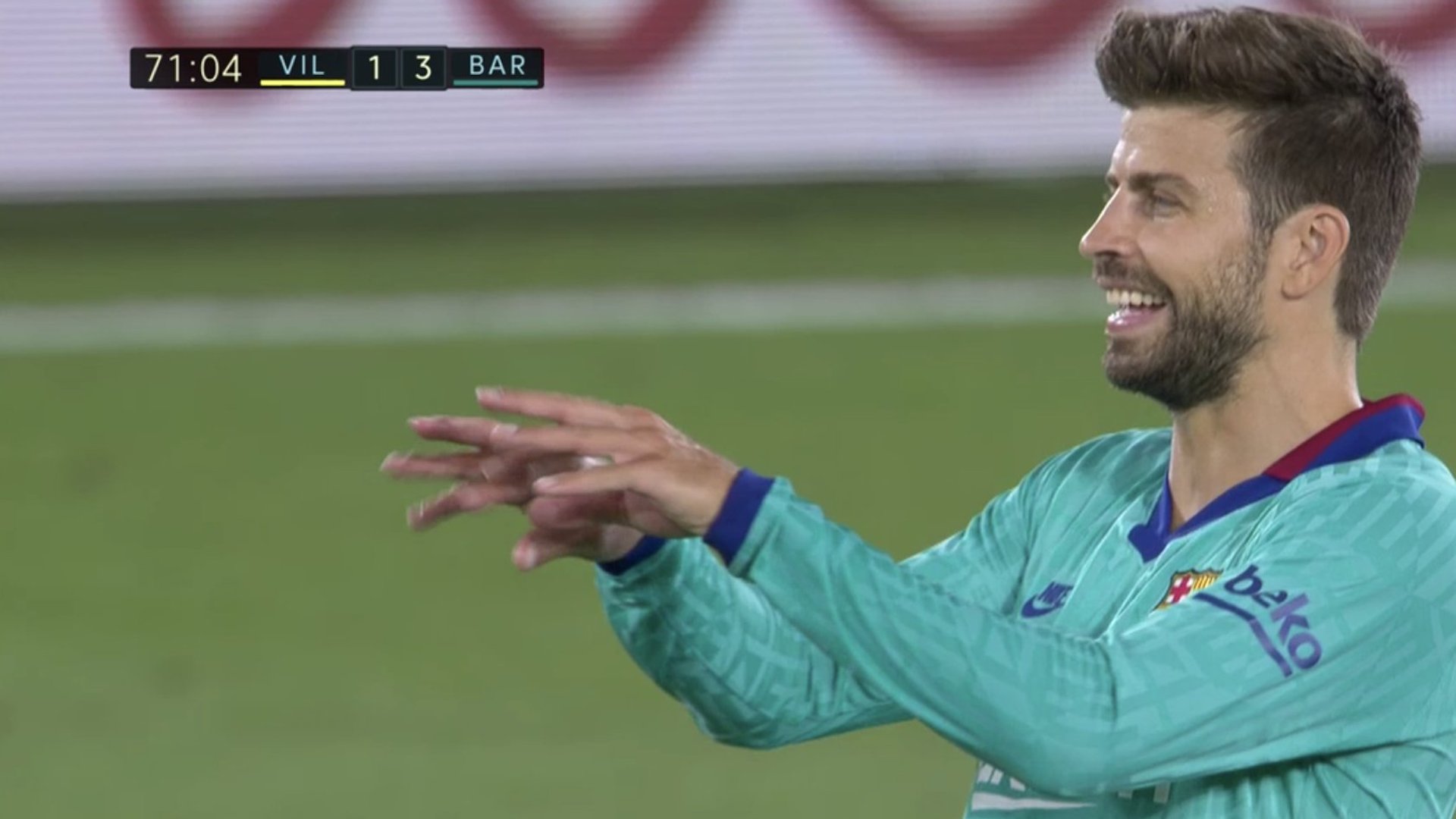 En este momento estás viendo Piqué se burla del VAR en plena polémica arbitral