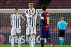 Cristiano y Leo se reencontraron sobre el verde mucho tiempo después. Foto: Getty.