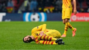 Lee más sobre el artículo Piqué más fuera que dentro