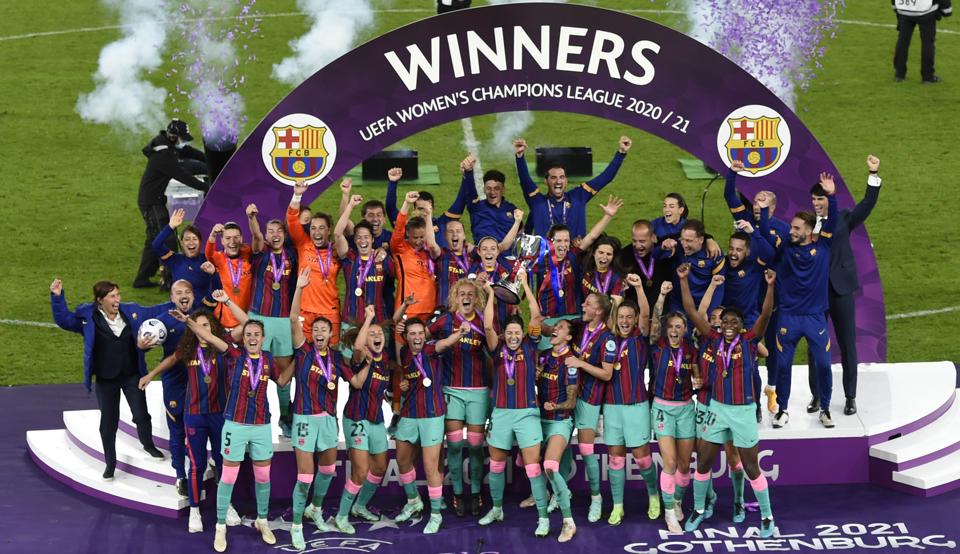 Lee más sobre el artículo El Barça masculino debe copiar al femenino