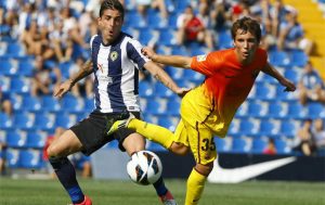 Lee más sobre el artículo El inesperado lateral por la izquierda que toma fuerza en Can Barça