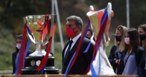 Lee más sobre el artículo Laporta, 10 títulos en tres meses