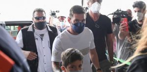 Lee más sobre el artículo El refuerzo que tuvo que “comerse” el PSG por pedido de Messi
