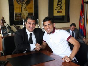 Lee más sobre el artículo Alves dio el sí al Barça de Laporta