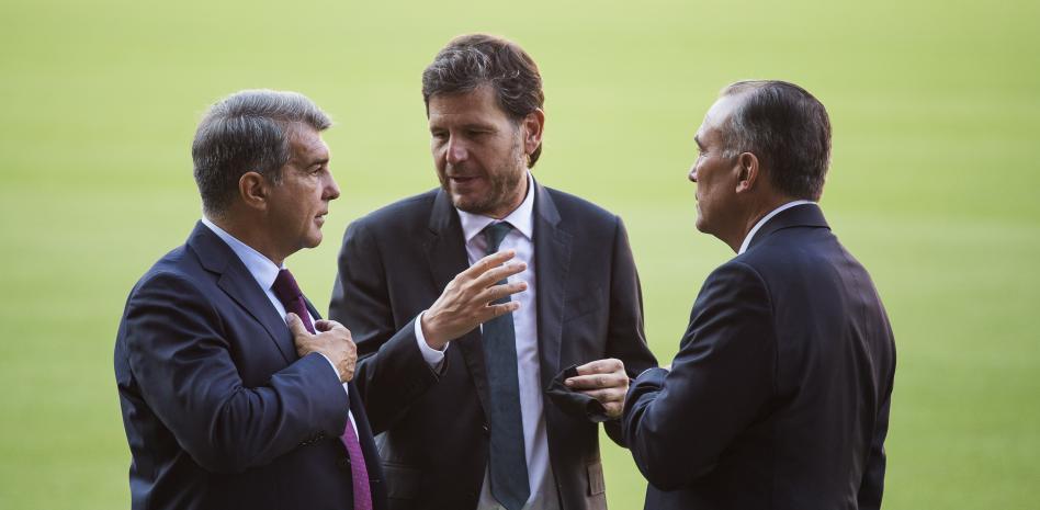 En este momento estás viendo Cumbre en el Camp Nou