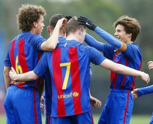 Lee más sobre el artículo Un ex canterano del Barcelona se convierte en el defensa que más goles genera de Europa