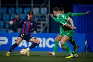 Lee más sobre el artículo Un penalti mal señalado decanta para el Cornellà un frenético festival de goles (4-3)