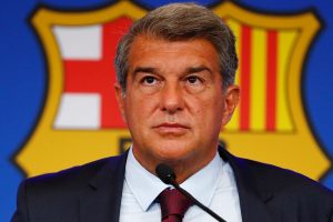 Lee más sobre el artículo La chispa que necesitaba el culé para apartar sus diferencias