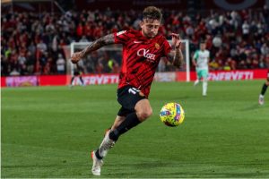 Lee más sobre el artículo Pablo Maffeo, en el foco del Barça